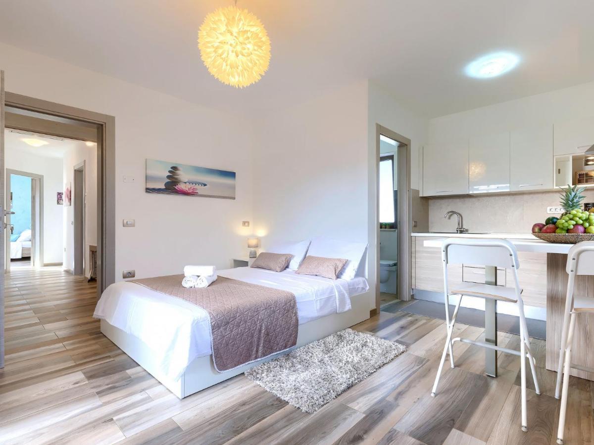 Holiday Home Villa Amaii By Interhome Karigador Exteriör bild