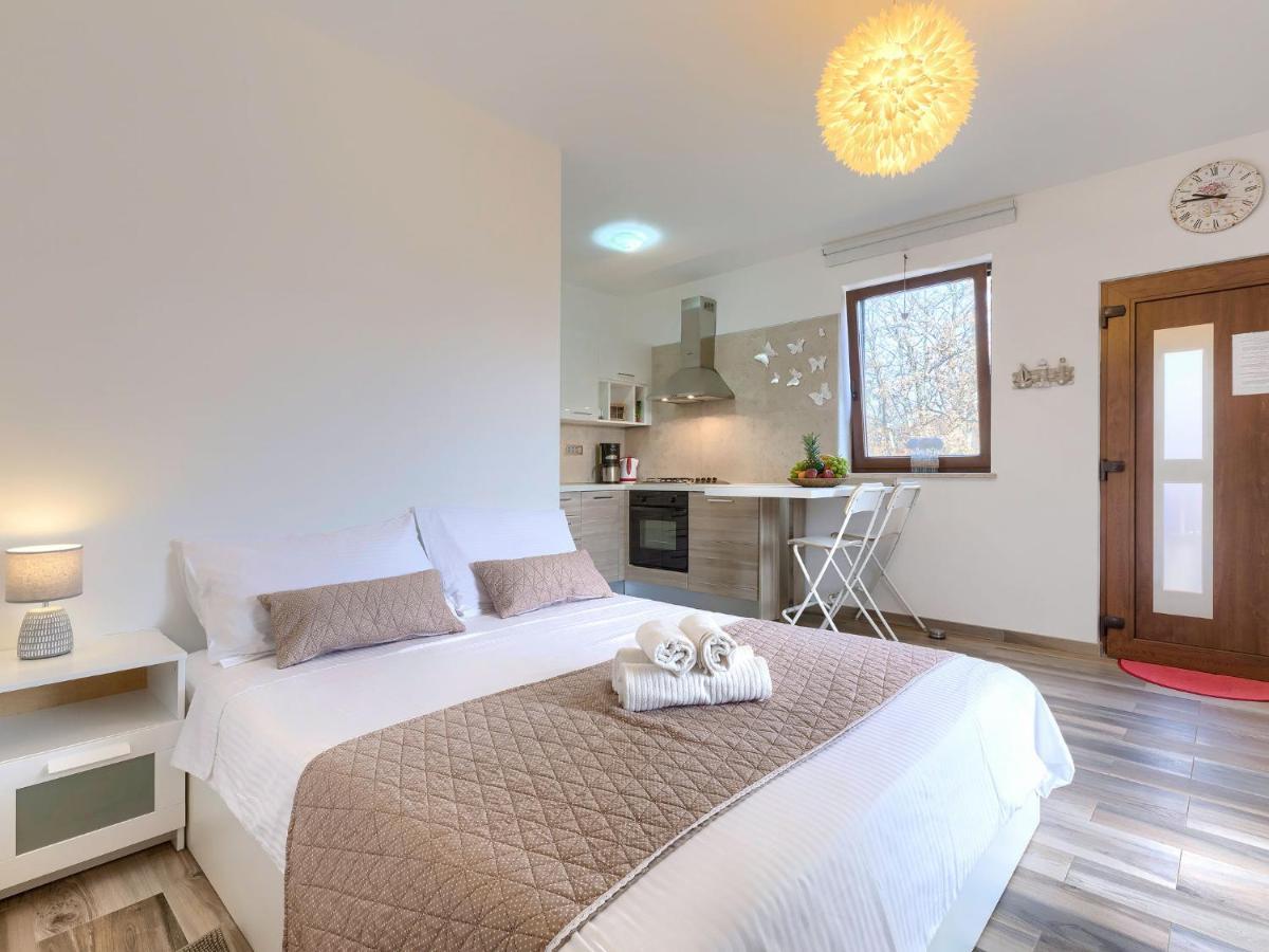 Holiday Home Villa Amaii By Interhome Karigador Exteriör bild